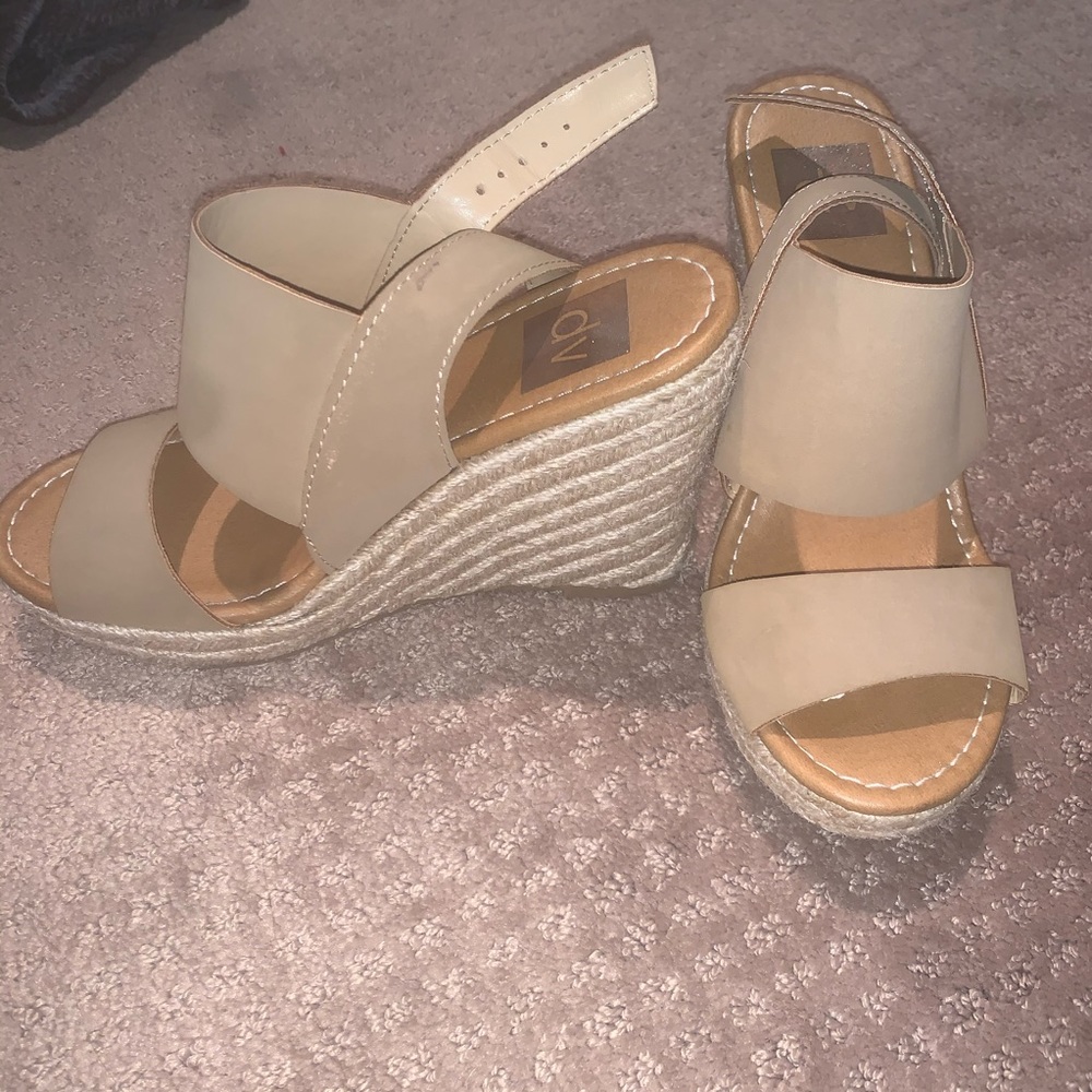Tan wedges